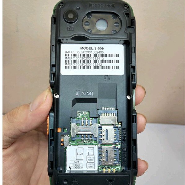 Điện thoại bàn phím 3 sim Land Rover S009 Loa to cứng cáp cho người già, bộ đội giá rẻ
