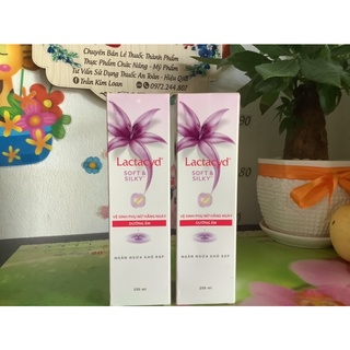 Dung dịch vệ sinh Lactacyd