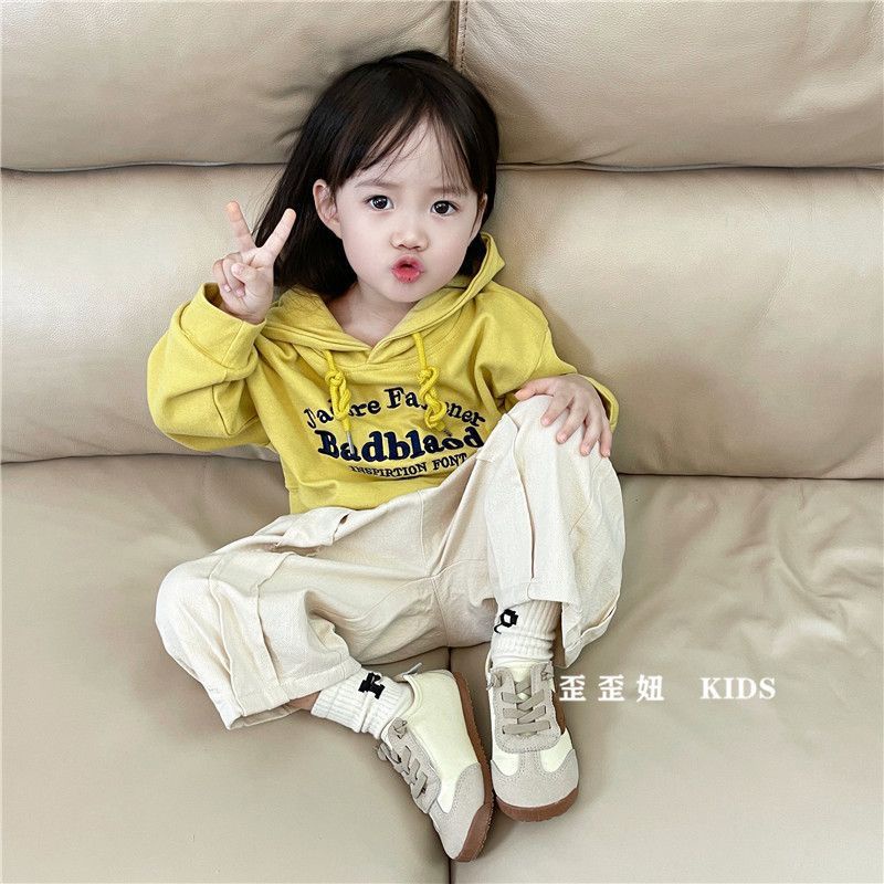 Áo Hoodie Thêu Chữ Phong Cách Nhật Hàn Mới Cho Bé Gái