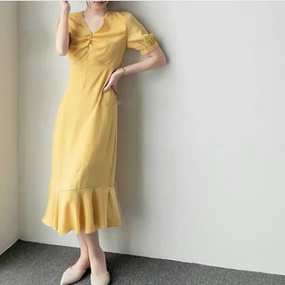 Đầm maxi vàng đũi chất đẹp