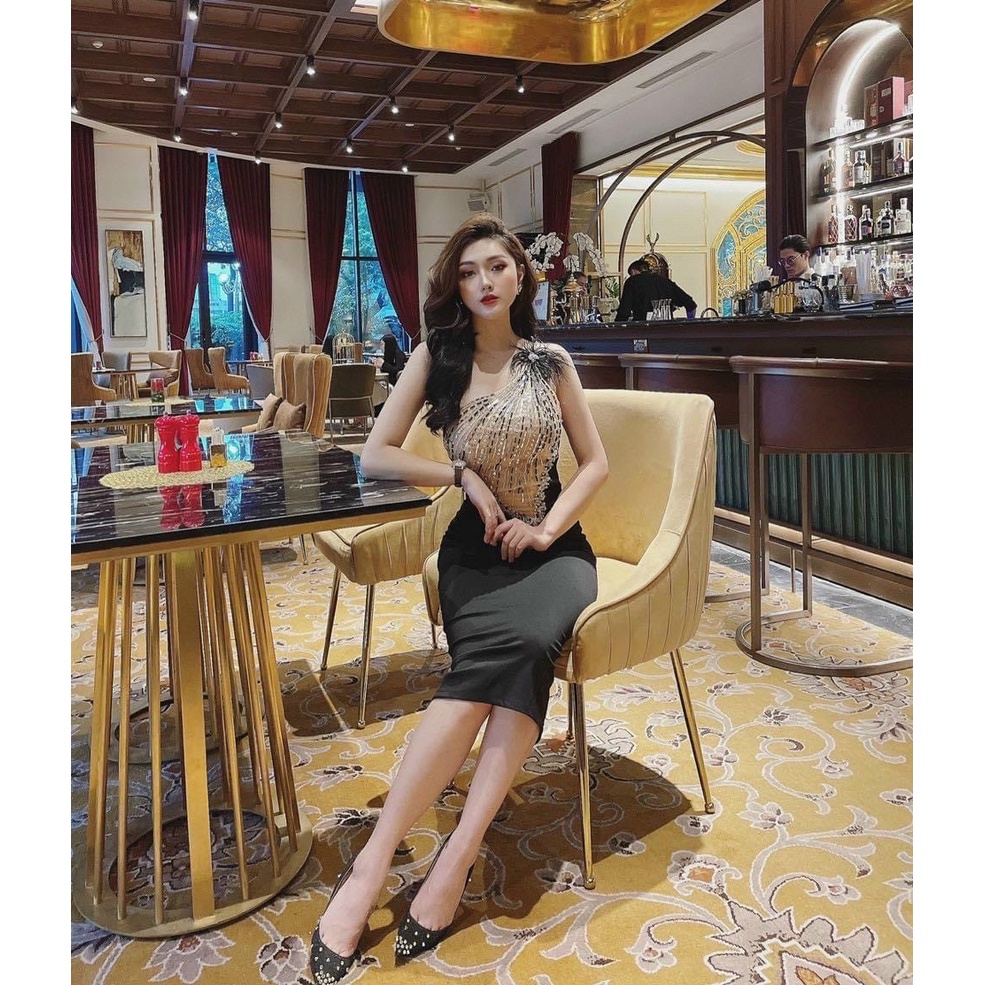 Đầm body lệch vai phối lông kết cườm TRIPBLE T DRESS - size S/M/L - MS347V