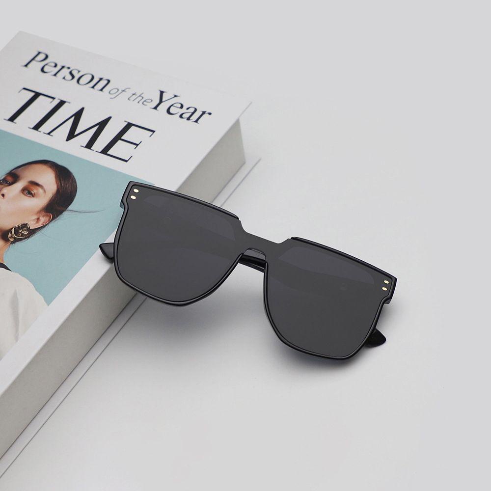 Kính Mát Gọng Vuông Lớn Chống Tia UV Chống Bức Xạ Thời Trang Cho Nam Và Nữ