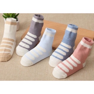 Set 5 đôi tất Hàn quốc cho bé