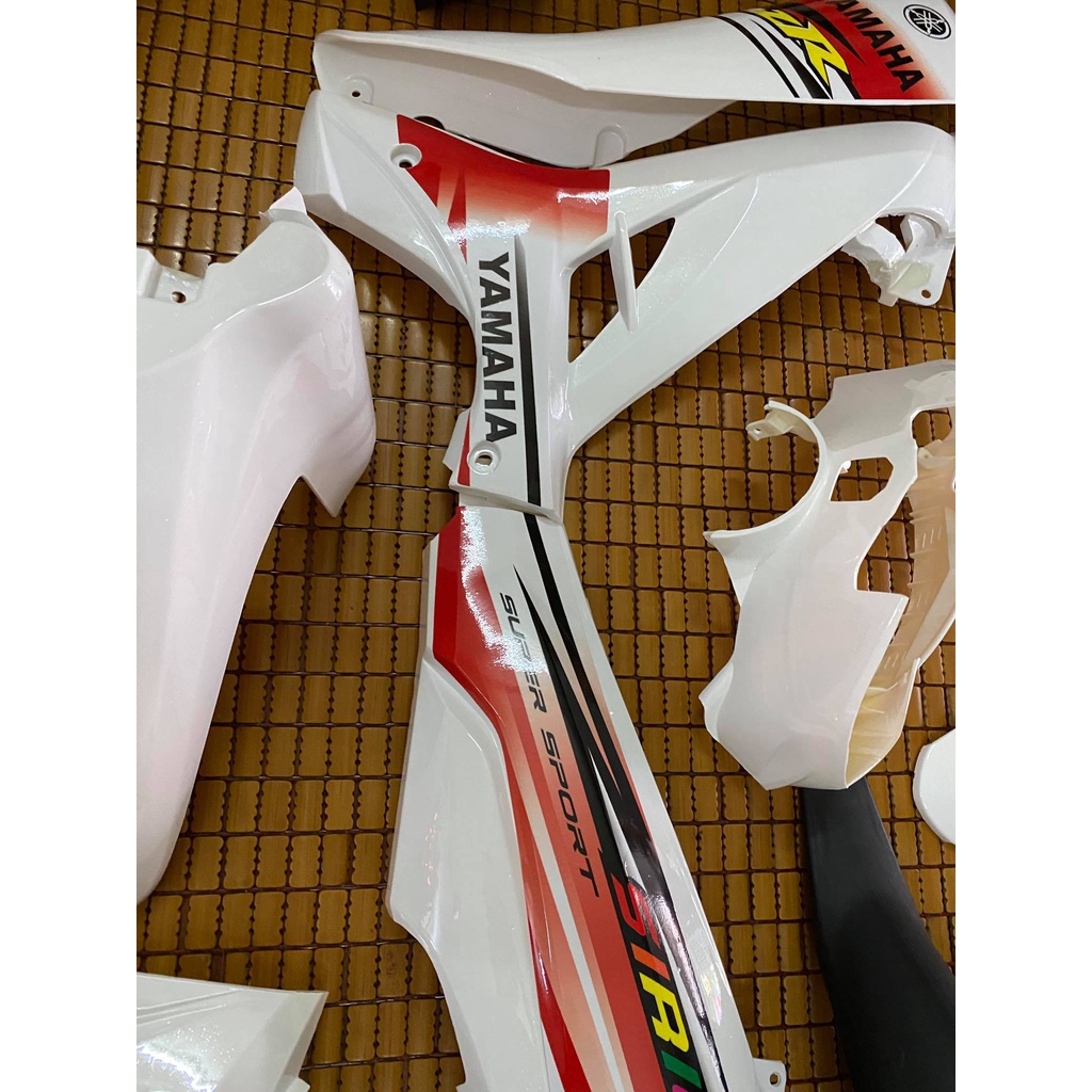 Dàn áo Sirius hàng Việt Nam loại 1 màu trắng