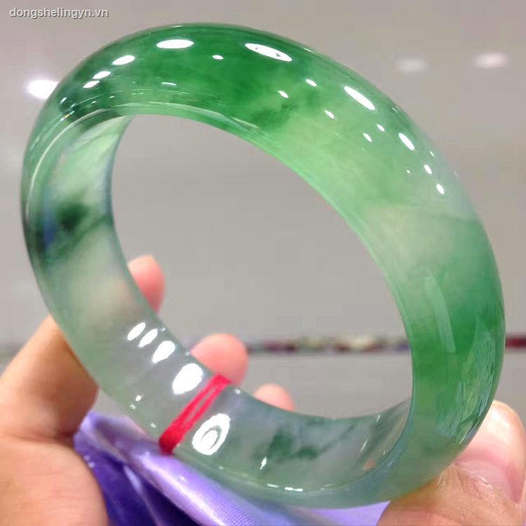 Vòng Tay Ngọc Bích Màu Xanh Lá Nhạt Kiểu Dáng Đơn Giản Xinh Xắn