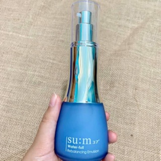 Sữa dưỡng Su:m 37 Water-full 120ml bảo vệ độ ẩm của da rất tốt ngay cả khi bạn phải làm việc trong môi trường dễ khiến d