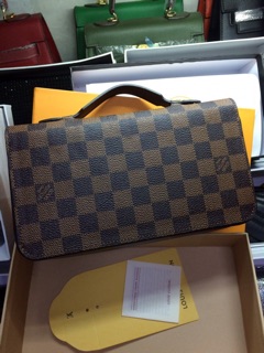Clutch/Ví LV hàng quảng châu
