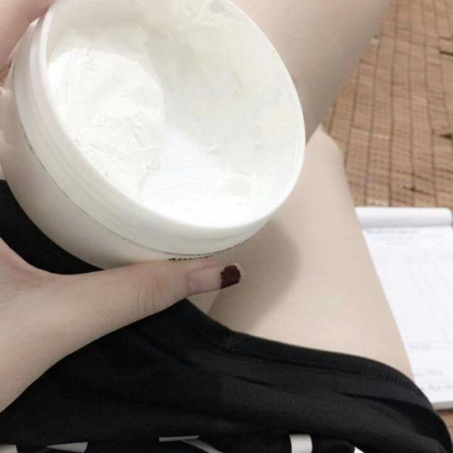 Kem body CC White ( tặng kèm serum body )