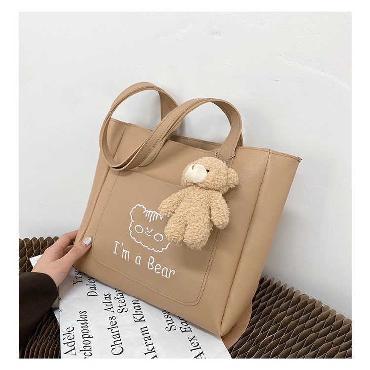 Túi đeo vai da mềm I'm a bear tặng kèm gấu