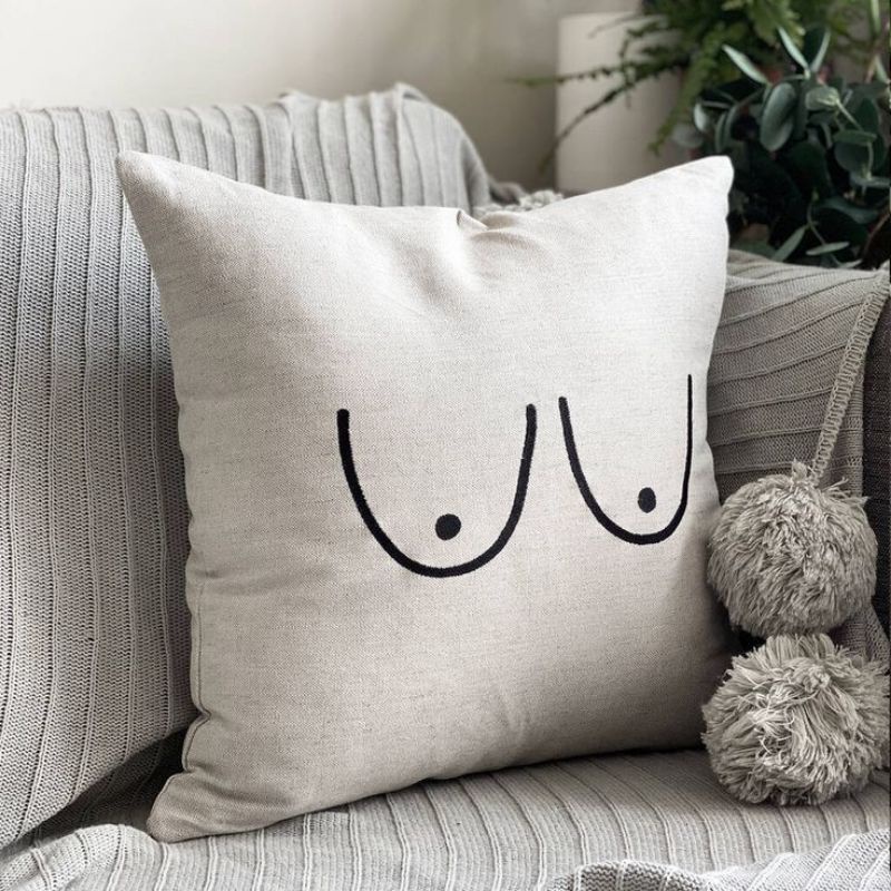 Gối thêu hình ngực phụ nữ, gối làm quà tặng, Gối Sofa vải linen cao cấp, Gối tựa trang trí nhà cửa Decor, Gối ôm 45x45cm