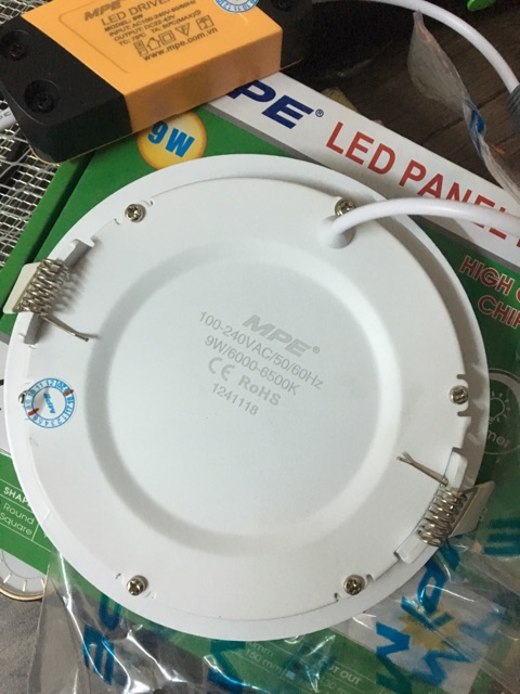 Đèn led âm trần MPE 9W