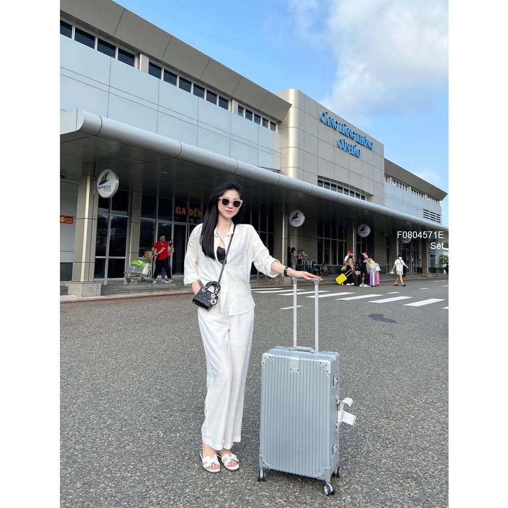 Set đũi áo sơ mi tay dài phối quần suông!