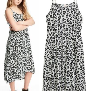 VÁY 2 DÂY MAXI ĐUÔI CÁ H&M