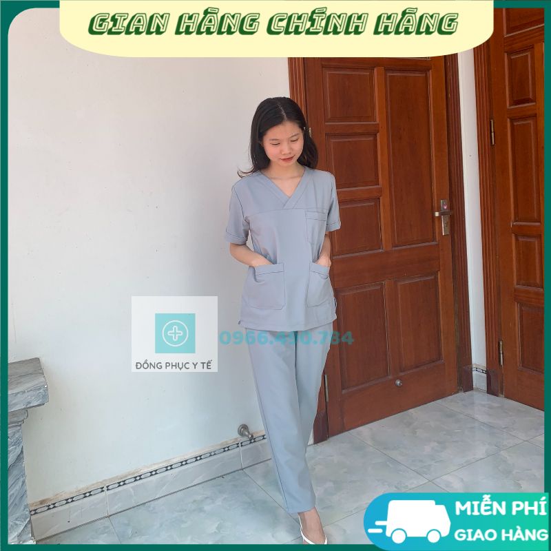 Bộ Scrubs Bác Sĩ Cổ Tim, Đồng Phục Y Tế Cao Cấp