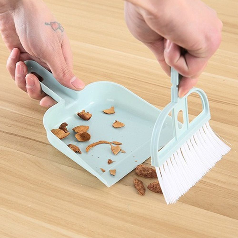 Bộ Chổi Và Ky Hốt Rác nhỏ Nhiều Màu cho Bàn Phím Máy Tính Gia Đình