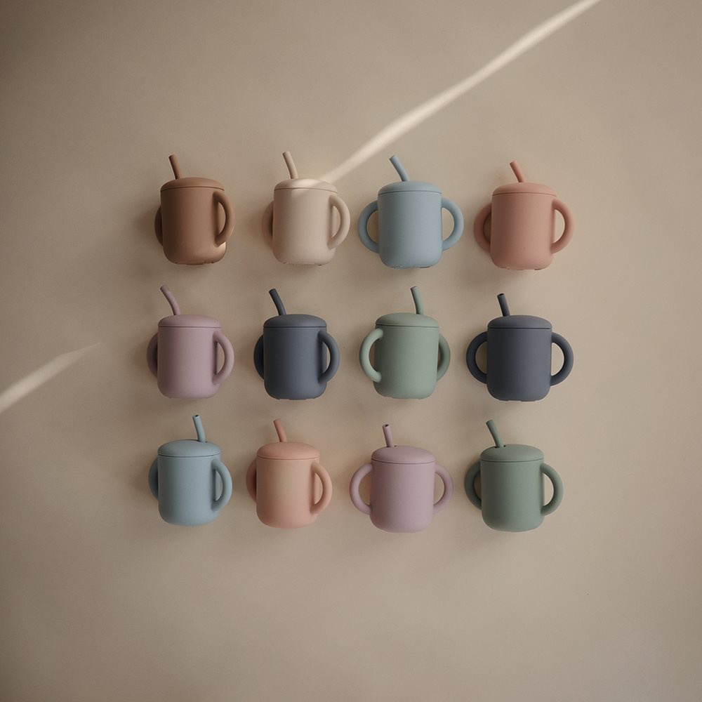Cốc tập uống kèm ống hút Silicone Mushie