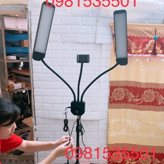Đèn Livetream phun săm spa 2 râu 2 nhánh siêu sáng