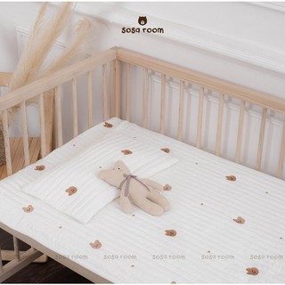 Ga bọc nệm/đệm cũi, giường cho bé hoạ tiết gấu thêu, bông hữu cơ