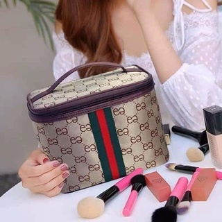 CỐP ĐỰNG MỸ PHẨM THẦN KỲ