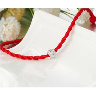 Vòng phong thủy chỉ đỏ bi bạc may mắn đền quán thánh