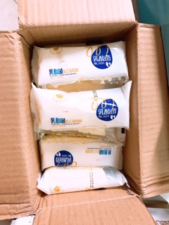 Bánh bông lan nhân sữa chua