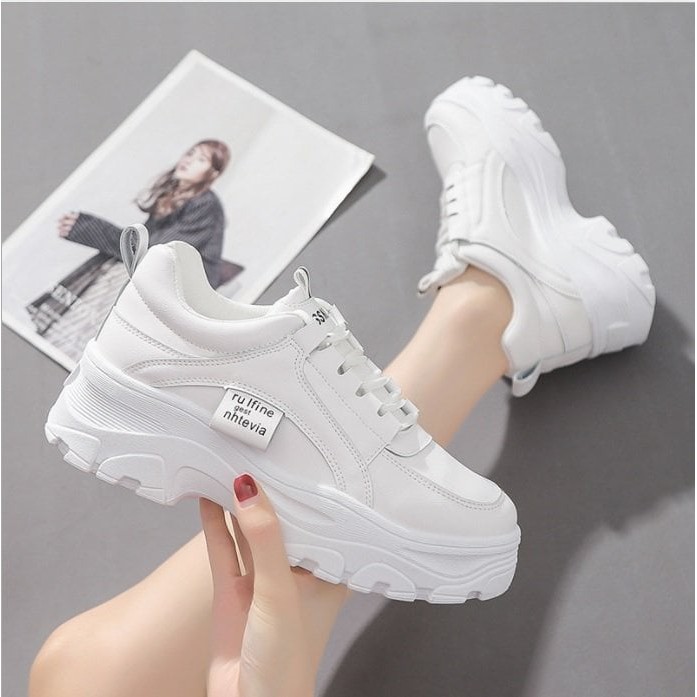 Giày thể thao nữ , kiểu dáng Fashion Trend cao 3cm lên form cực chuẩn