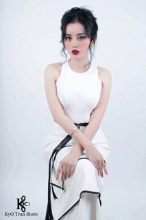 ĐẦM TRẮNG 4 TẦNG KHOÉT EO