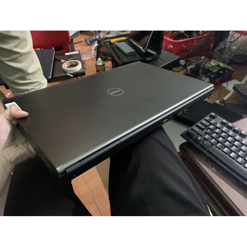 Laptop máy trạm Dell Precision M6800