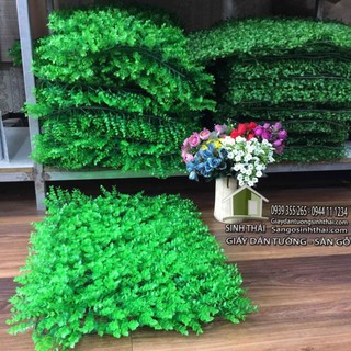 Tấm cỏ nhựa treo tường kiểu tai chuột