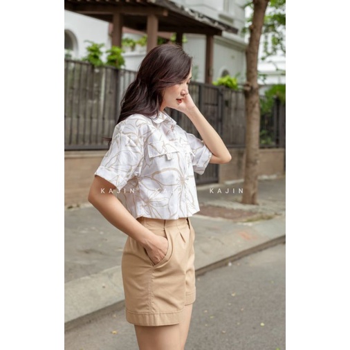 Áo sơ mi croptop họa tiết