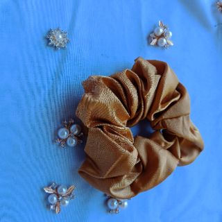 Cột tóc Vải  Scruschies nhiều màu.