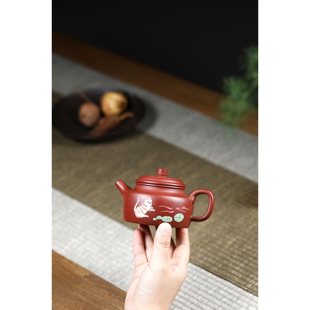 Ấm Tử Sa Nghi Hưng Đức Chung Tiểu Miêu 180 ml (Đại Hồng Bào)