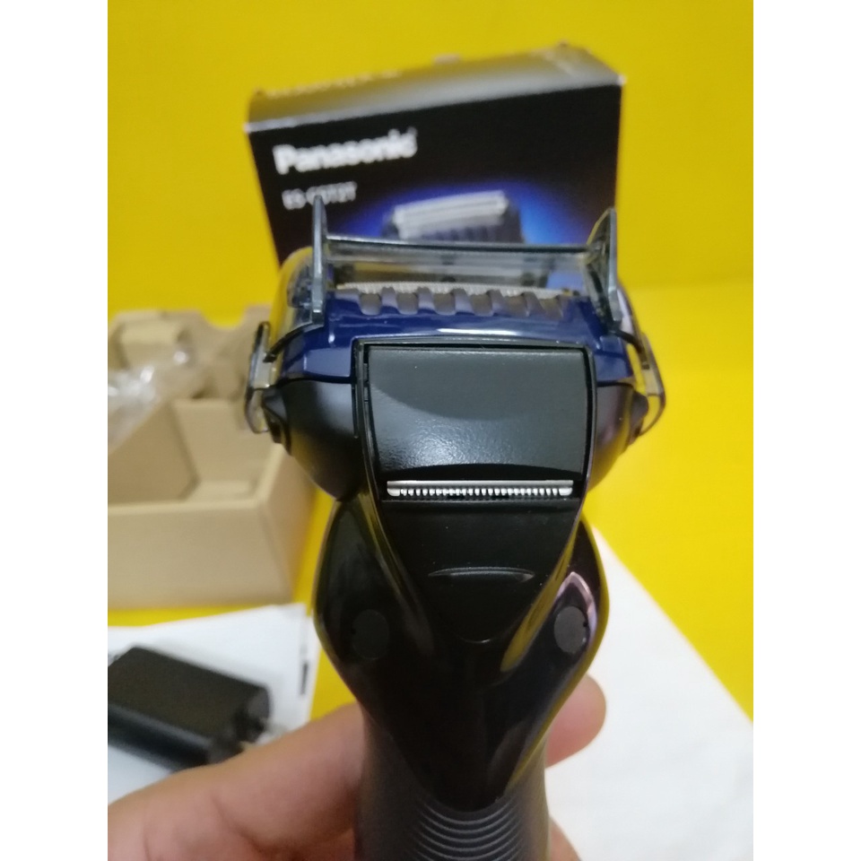Máy cạo râu nội địa Nhật Panasonic ES-CST2T (62)