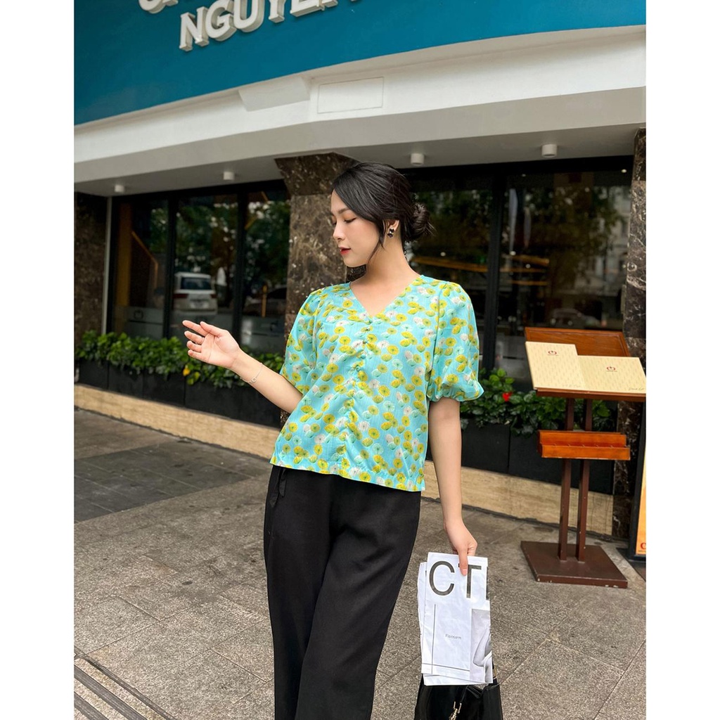 Áo Vải Cotton Hoa Tay Phồng Swanlake - A09725LW10