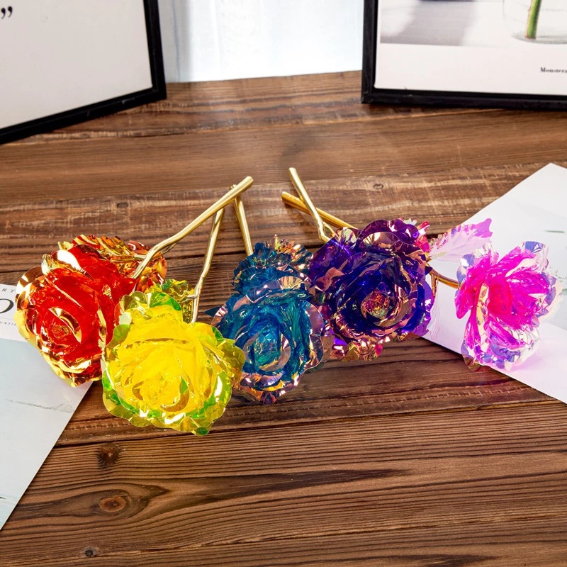 Bó hoa hồng giả bằng nhựa mạ vàng nhiều màu lựa chọn sáng tạo lãng mạn