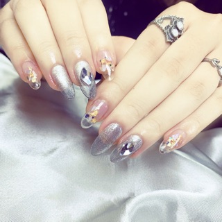 Mắt mèo kim cương siêu đẹp