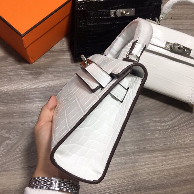 Túi HM da cá size 18