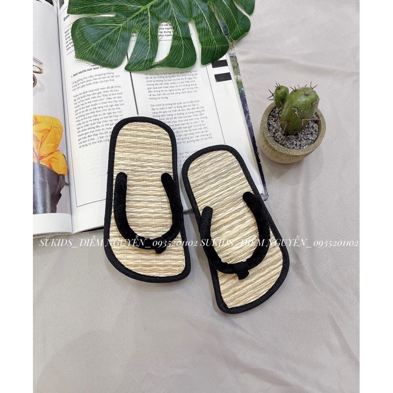 Dép chiếu cho mẹ và bé