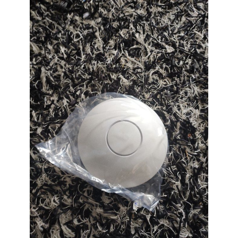 BỘ PHÁT UNIFI AC LR 2 băng tần 100 người dùng hàng 2nd còn mới