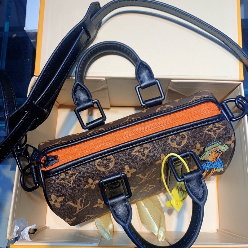 Túi đeo LV Keepallnano bản 2021 box nam châm hịn♥️ | BigBuy360 - bigbuy360.vn