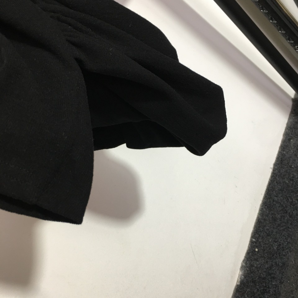 Váy body nữ thời trang cao cấp Yves Saint Laurent YSL thiết kế bó sát, thu hút