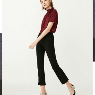 Jeans vẩy đen siêu đẹp, chân dài