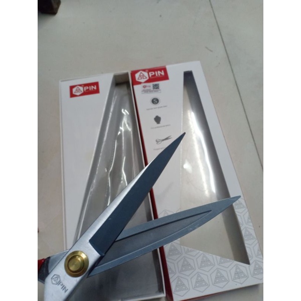 Kéo cắt vải Pin số 9 tặng kèm 01 kéo bấm hàng chuẩn hãng