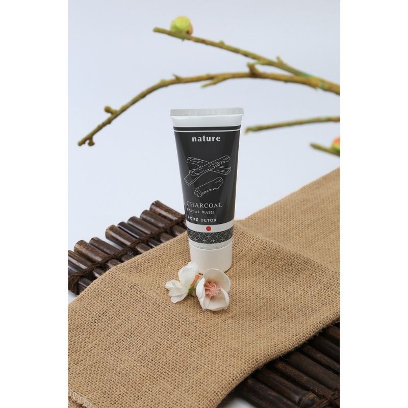 Sữa Rửa Mặt Than cho Da Dầu se khít lỗ chân lông Nature Charcoal Facial Wash Pore Detox100g