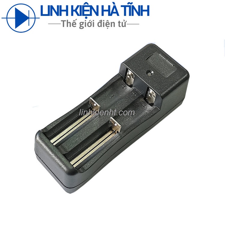 Bộ sạc pin đa năng sạc pin 18650 tự ngắt sạc được 2 pin