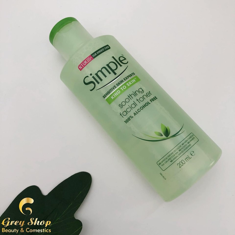 Nước hoa hồng Simple Kind To Skin Soothing Facial Toner best seller của hãng mỹ phẩm lành tính Simple đến từ Anh Quốc.