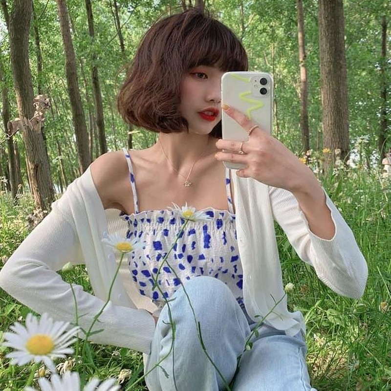 Áo hai dây với thiết kế xinh xắn đáng yêu dành cho nữ