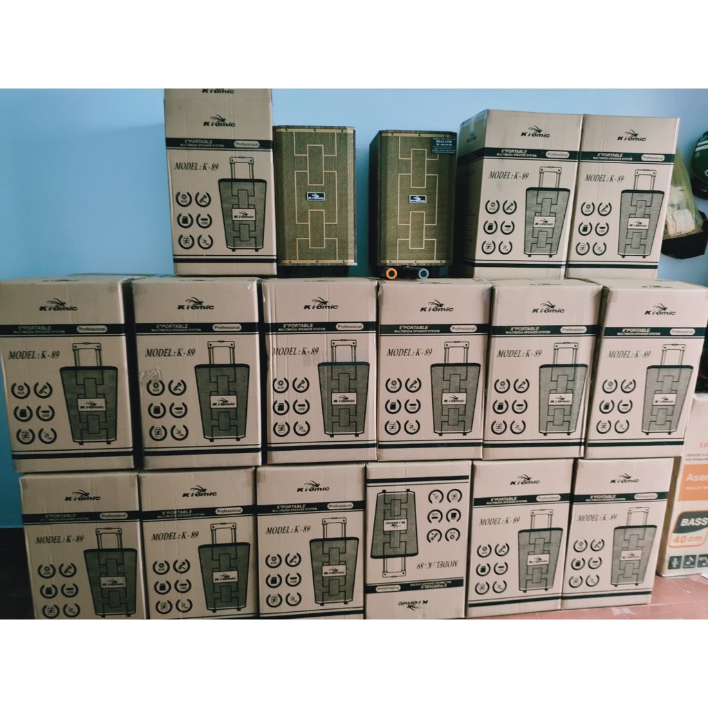 Loa kéo k89 kiomic kèm 2 micro không dây UhF