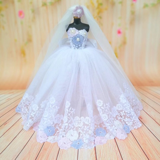 Váy cô dâu hàng may đo thiết kế