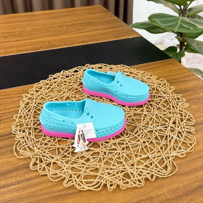 Giày Slip xốp siêu nhẹ thông hơi XANH NHẠT